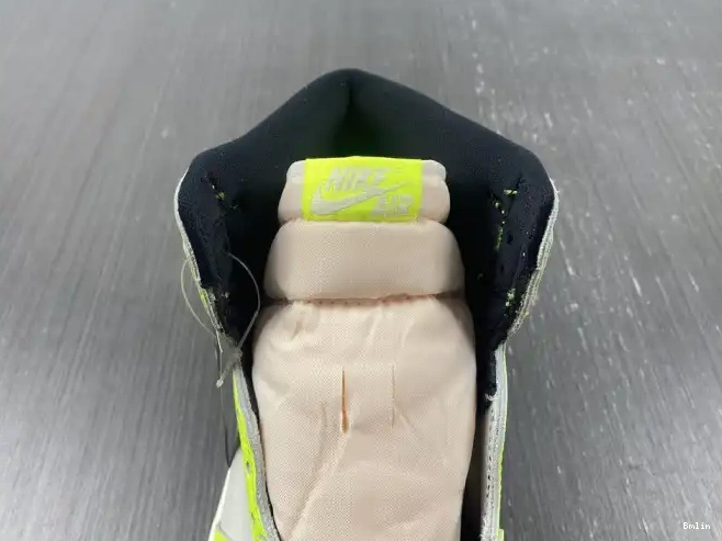 Bmlin shoes 1 Air Jordan OG High 555088-702 Volt 0607
